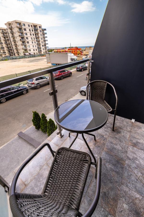 Danilo Apartments Mamaia Nord ナボダリ エクステリア 写真